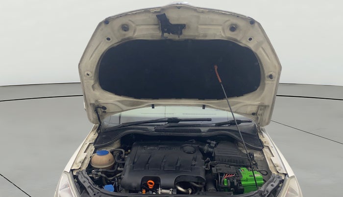 2012 Skoda Rapid AMBITION 1.6 TDI CR MT PLUS, Diesel, Manual, 1,10,617 km, Open Bonet