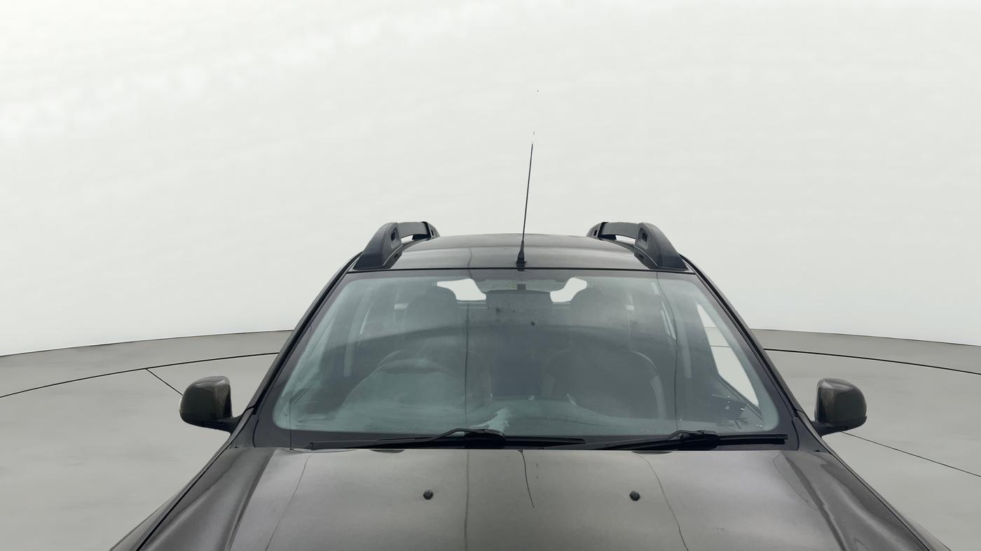 2016 Renault Duster RXL 1.6 PETROL, Petrol, Manual, 49,077 km, Front Windshield