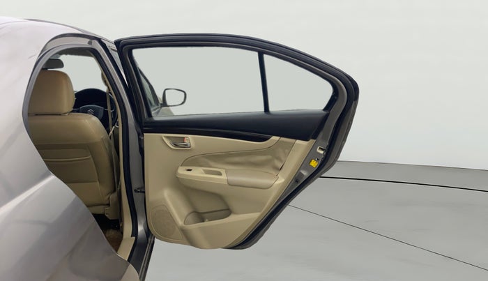 2015 Maruti Ciaz ZXI+, Petrol, Manual, 58,073 km, RHS Rear Door