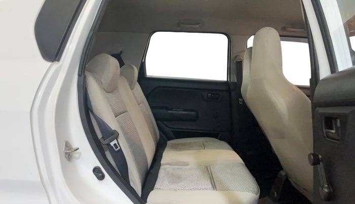 2019 Maruti New Wagon-R LXI 1.0, Petrol, Manual, 38,664 km, Right Side Rear Door Cabin