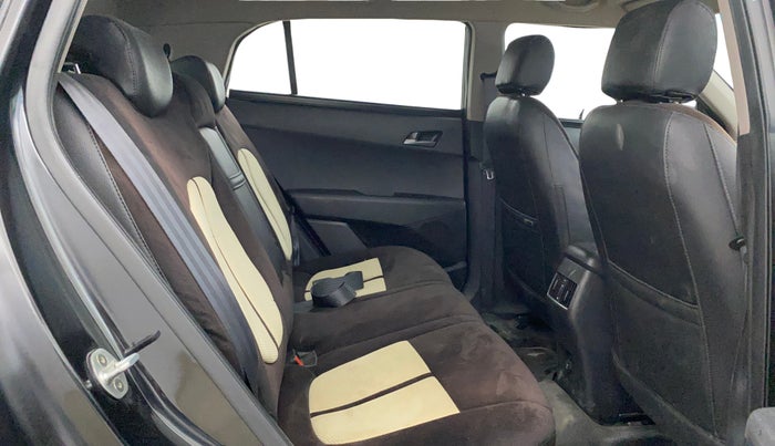 2016 Hyundai Creta SX PLUS 1.6 PETROL, Petrol, Manual, 35,310 km, Right Side Rear Door Cabin