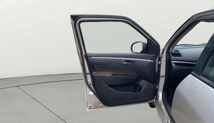 2014 Maruti Swift VXI, Petrol, Manual, 78,216 km, LHS Front Door
