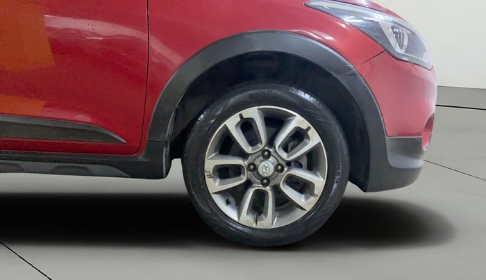 2017 Hyundai i20 Active 1.2 SX, Petrol, Manual, 21,209 km, Right Front Wheel