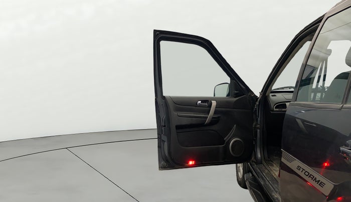 2019 Tata Safari Storme 2.2 VX 4X2, Diesel, Manual, 1,29,061 km, LHS Front Door