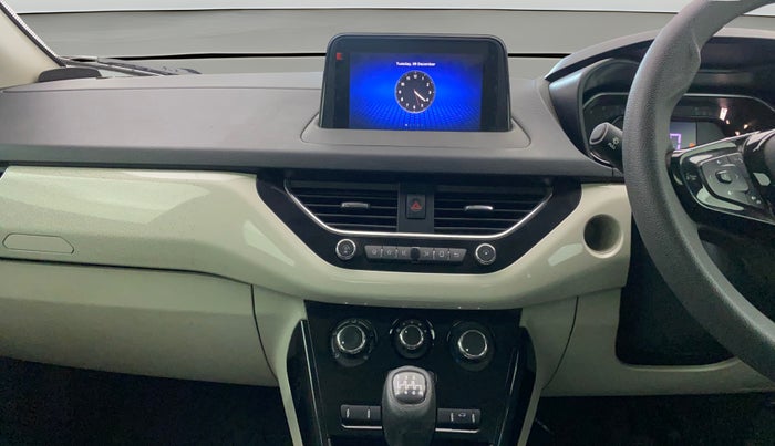 2020 Tata NEXON XZ PETROL, Petrol, Manual, 72,920 km, Air Conditioner
