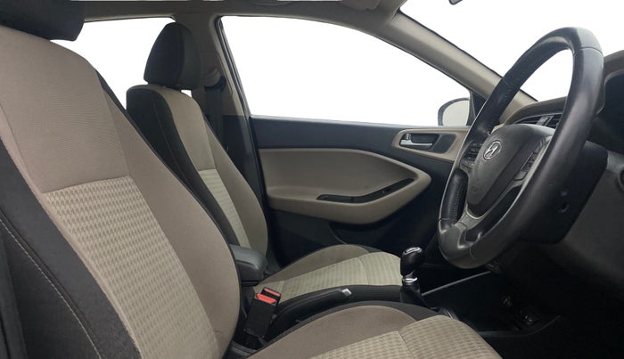 2019 Hyundai Elite i20 ASTA 1.2 (O), Petrol, Manual, 61,986 km, Right Side Front Door Cabin