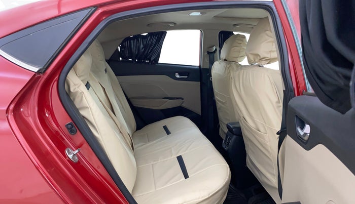 2019 Hyundai Verna 1.6 VTVT SX O, Petrol, Manual, 51,021 km, Right Side Rear Door Cabin