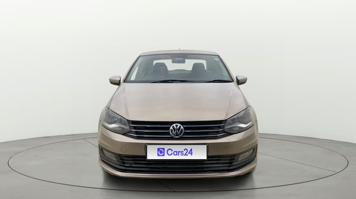 2016 Volkswagen Vento COMFORTLINE 1.2 TSI AT, Petrol, Automatic, 83,280 km, Front