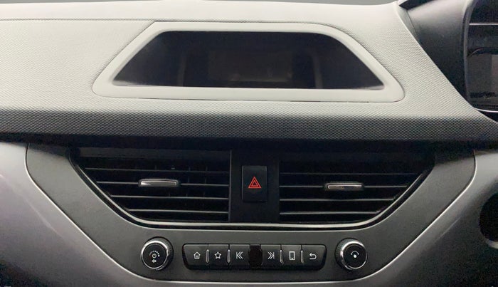 2023 Tata NEXON XMA PETROL, Petrol, Automatic, 30,820 km, Air Conditioner