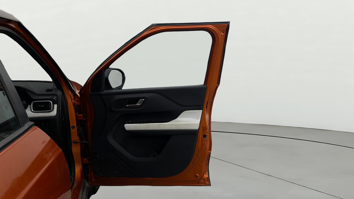 2021 Tata PUNCH CREATIVE  MT, Petrol, Manual, 83,570 km, RHS Front Door