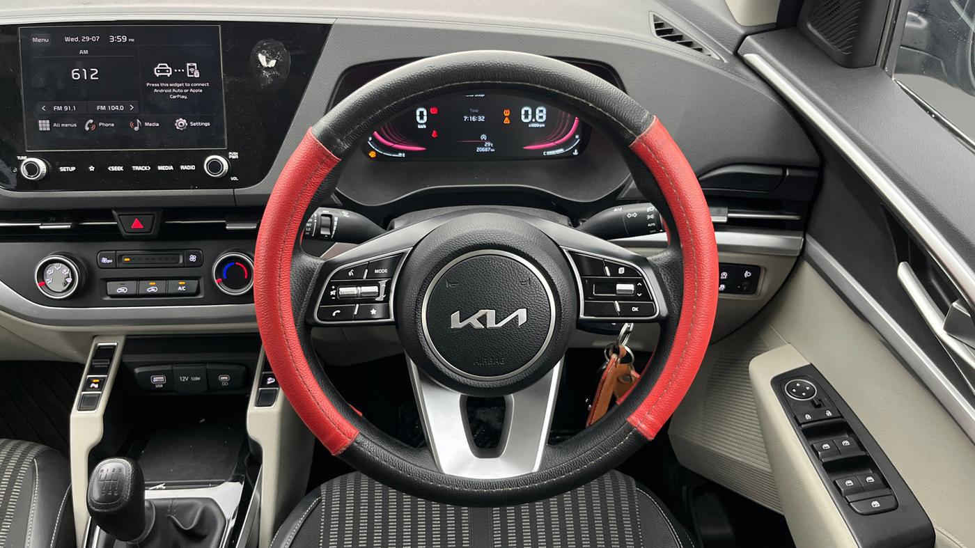 2023 KIA CARENS PRESTIGE 1.5 PETROL 7 STR, Petrol, Manual, 20,686 km, Steering Wheel Close Up