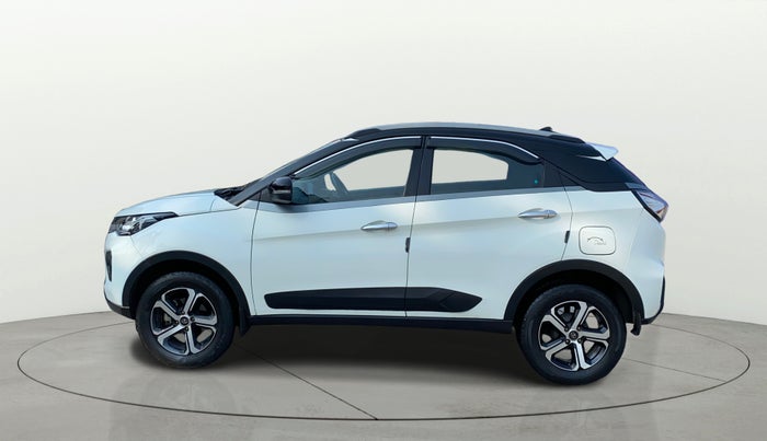 2021 Tata NEXON XZA PLUS SUNROOF PETROL, Petrol, Automatic, 31,729 km, Left Side