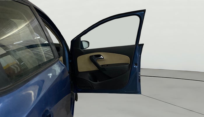 2016 Volkswagen Ameo COMFORTLINE 1.2L, Petrol, Manual, 43,710 km, RHS Front Door