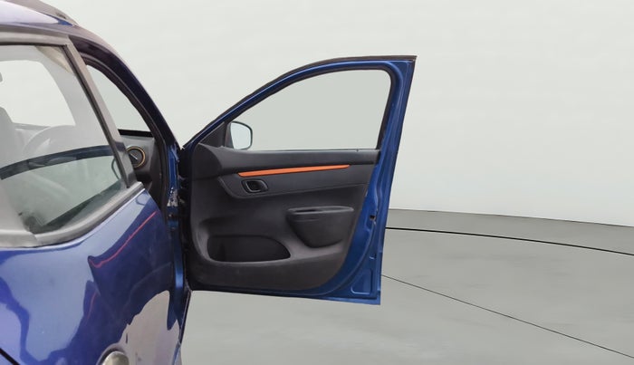 2019 Renault Kwid CLIMBER 1.0, Petrol, Manual, 64,094 km, RHS Front Door