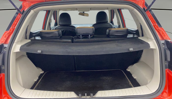 2019 Mahindra XUV300 W6 1.5 DIESEL, Diesel, Manual, 42,697 km, Boot Open Zoomed View