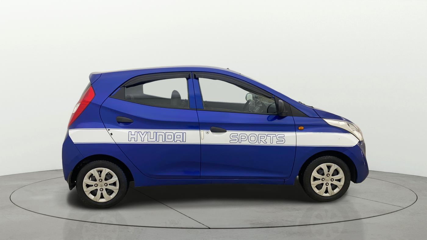 2016 Hyundai Eon MAGNA +, Petrol, Manual, 21,885 km, Right Side View