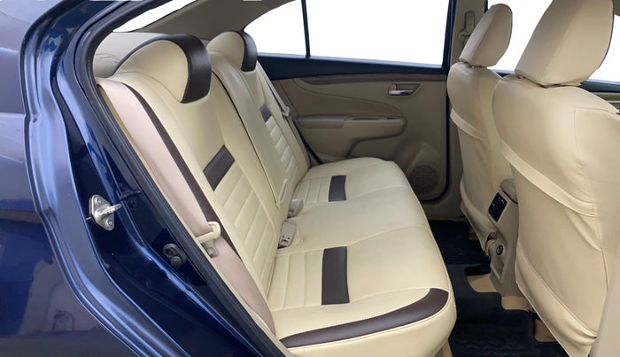 2022 Maruti Ciaz DELTA 1.5 SHVS MT PETROL, Petrol, Manual, 56,685 km, Right Side Rear Door Cabin