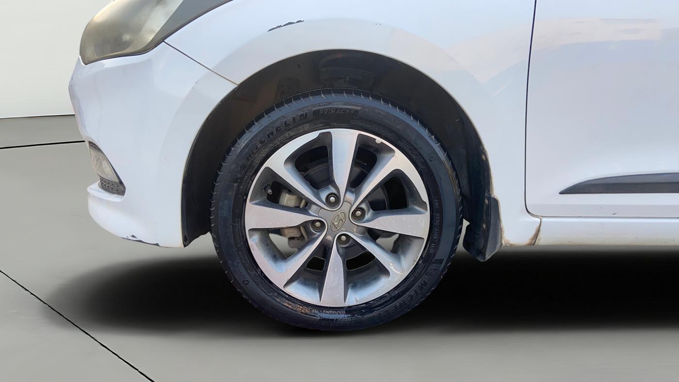 2015 Hyundai Elite i20 ASTA 1.4 CRDI, Diesel, Manual, 80,176 km, Left Front Wheel