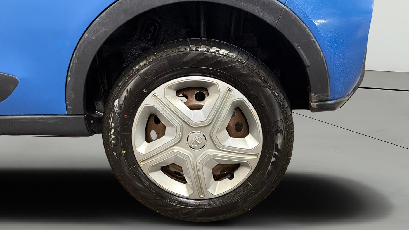 2020 Tata NEXON XZ PETROL, Petrol, Manual, 51,093 km, Left Rear Wheel
