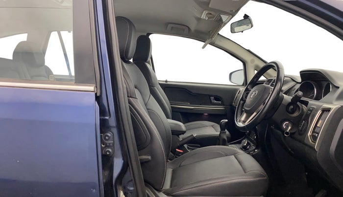 2018 Tata Hexa XT 4X2 7 STR, Diesel, Manual, 18,221 km, Right Side Front Door Cabin