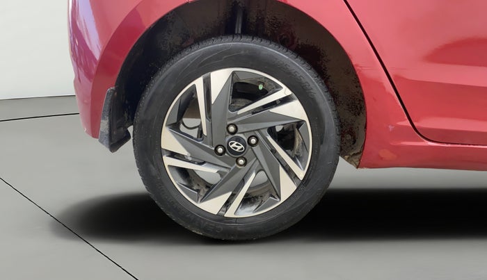 2017 Hyundai Elite i20 ASTA 1.4 CRDI, Diesel, Manual, 1,31,421 km, Right Rear Wheel