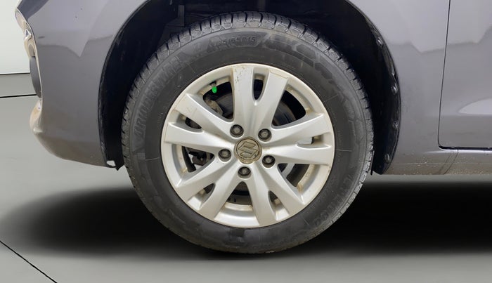 2017 Maruti Ertiga ZXI+, Petrol, Manual, 1,49,740 km, Left Front Wheel