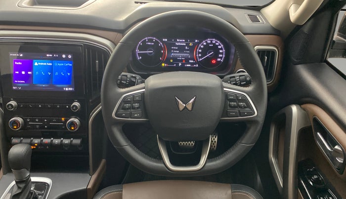 2023 Mahindra SCORPIO-N Z8 PETROL AT 7 STR, Petrol, Automatic, 7,472 km, Steering Wheel Close Up