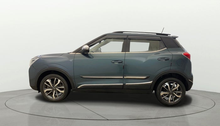 2021 Mahindra XUV300 W8 (O) 1.2 PETROL AMT, Petrol, Automatic, 45,205 km, Left Side