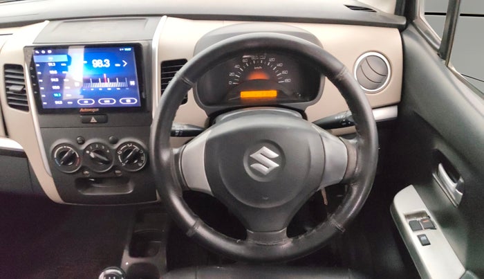 2013 Maruti Wagon R 1.0 LXI, Petrol, Manual, 91,826 km, Steering Wheel Close Up
