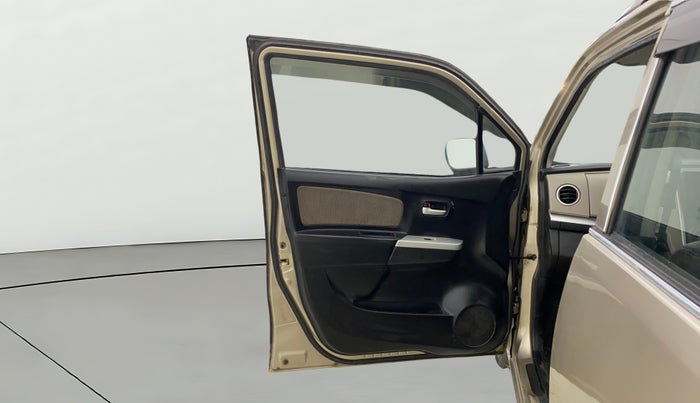 2014 Maruti Wagon R 1.0 LXI CNG, CNG, Manual, 90,831 km, LHS Front Door