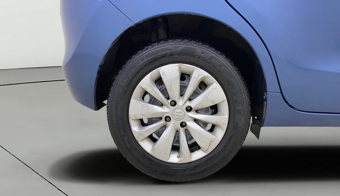 2016 Maruti Baleno DELTA PETROL 1.2, Petrol, Manual, 33,718 km, Right Rear Wheel