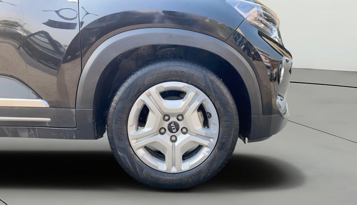 2021 KIA SONET HTX 1.5, Diesel, Manual, 42,963 km, Right Front Wheel