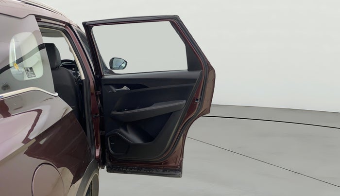 2020 MG HECTOR SMART 1.5 DCT PETROL, Petrol, Automatic, 30,012 km, RHS Rear Door