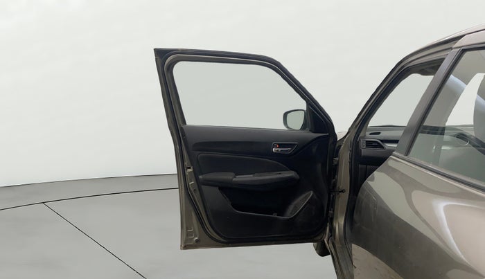 2019 Maruti Swift VXI, CNG, Manual, 70,799 km, LHS Front Door