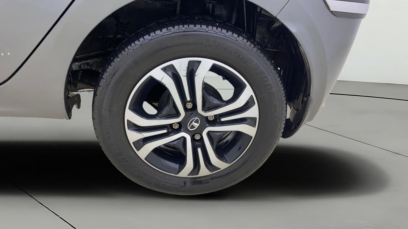 2023 Tata Tiago XT PETROL, Petrol, Manual, 35,121 km, Left Rear Wheel