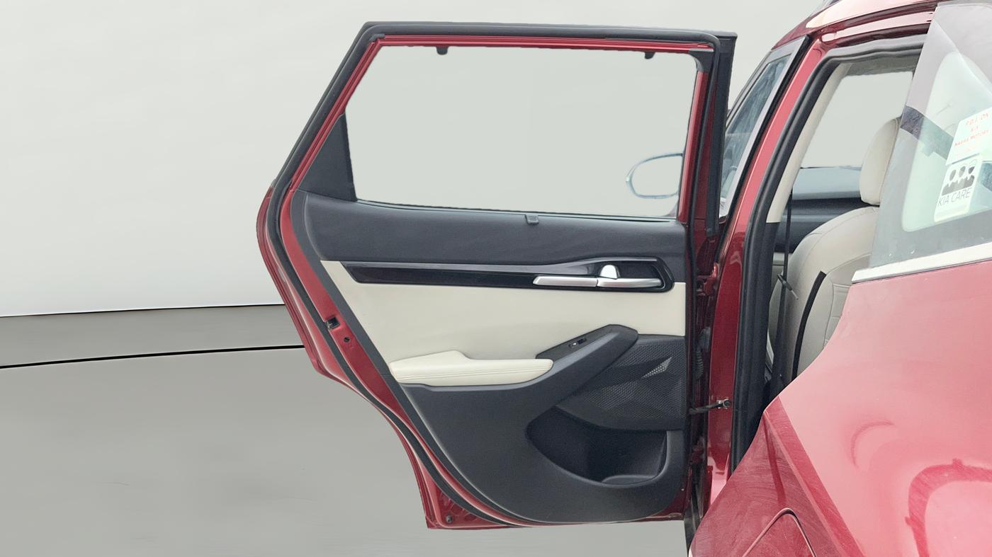 2020 KIA SELTOS HTX 1.5 PETROL, Petrol, Manual, 26,071 km, LHS Rear Door