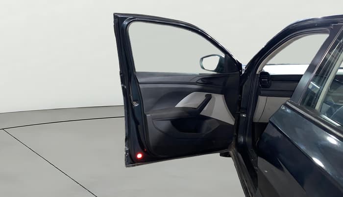 2021 Skoda KUSHAQ ACTIVE 1.0L TSI MT, Petrol, Manual, 35,092 km, LHS Front Door