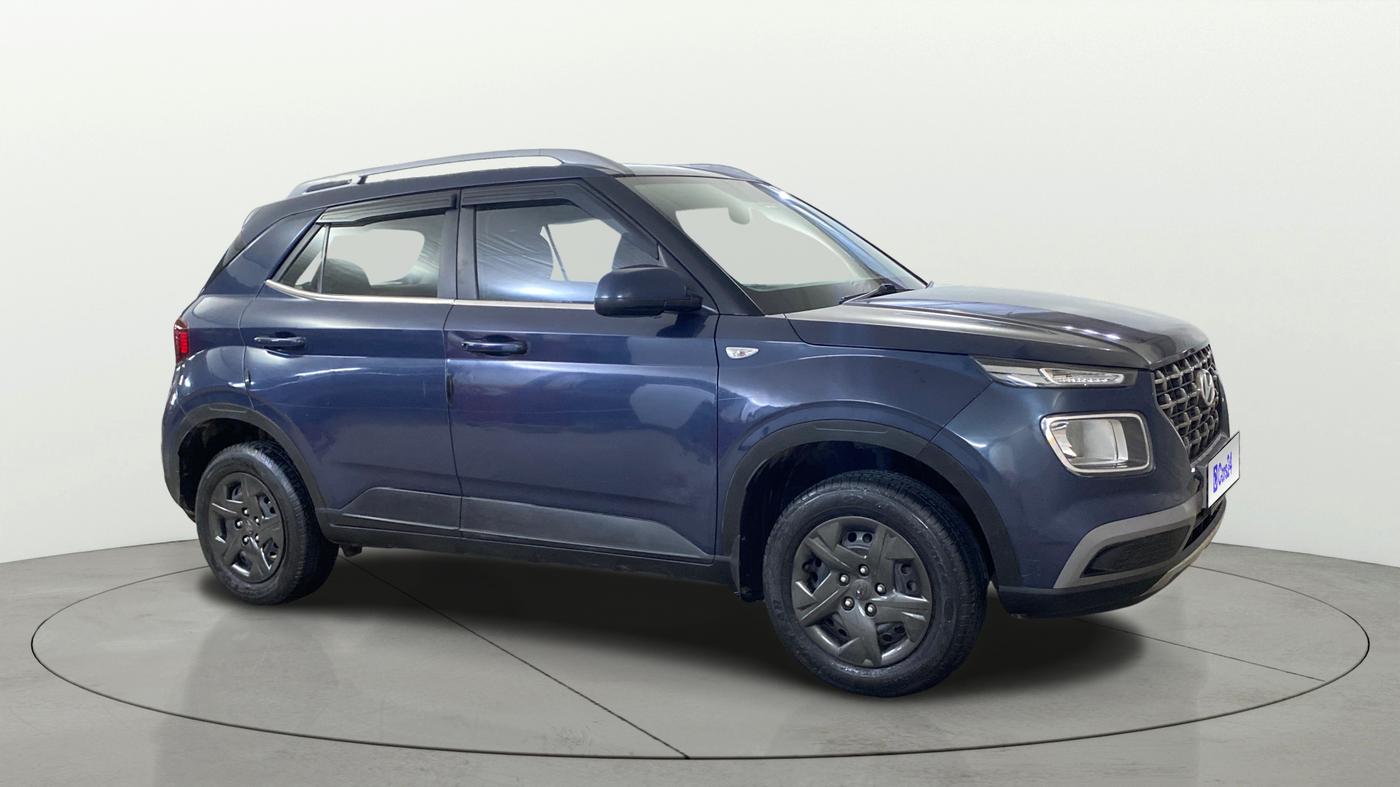 2022 Hyundai VENUE S 1.2, Petrol, Manual, 96,176 km, Right Front Diagonal