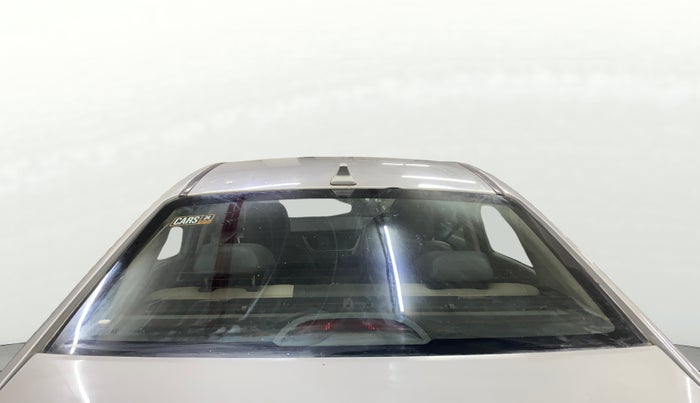 2017 Hyundai Verna 1.6 VTVT SX (O) AT, Petrol, Automatic, 72,278 km, Rear Windshield