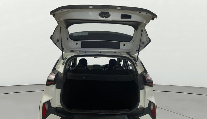 2023 Tata NEXON PURE SUNROOF 1.2 PETROL, Petrol, Manual, 27,227 km, Boot Door Open