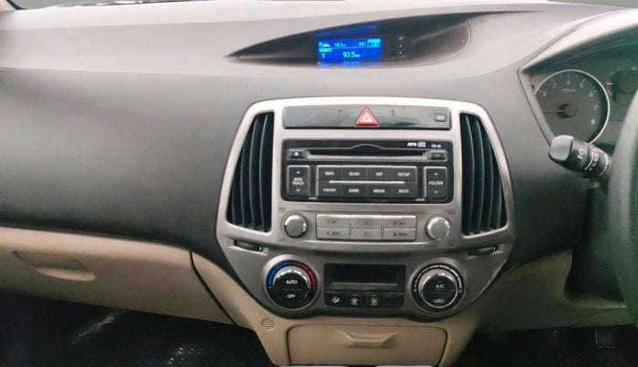 2013 Hyundai i20 MAGNA (O) 1.2, CNG, Manual, 81,185 km, Air Conditioner