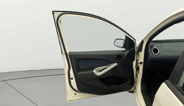 2014 Ford Figo TITANIUM 1.2 PETROL, Petrol, Manual, 93,003 km, LHS Front Door