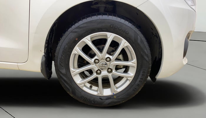 2018 Maruti Swift ZDI, Diesel, Manual, 81,478 km, Right Front Wheel