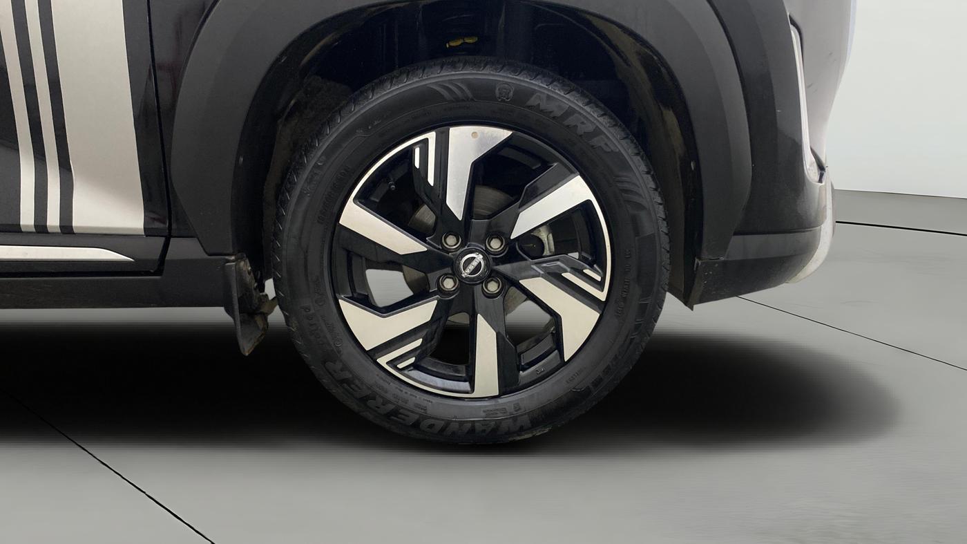 2024 Nissan MAGNITE N-Connecta B4D 1.0 Petrol AMT, Petrol, Automatic, 23,612 km, Right Front Wheel