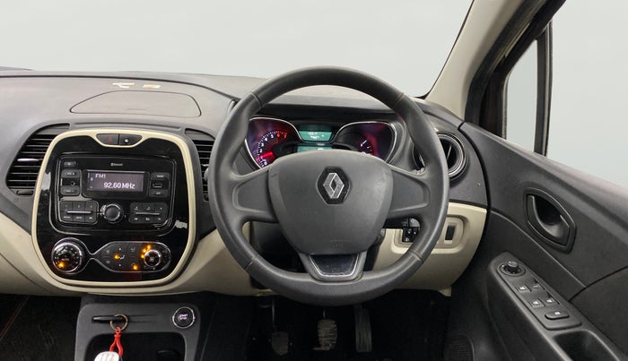2018 Renault Captur RXE PETROL, Petrol, Manual, 43,316 km, Steering Wheel Close Up