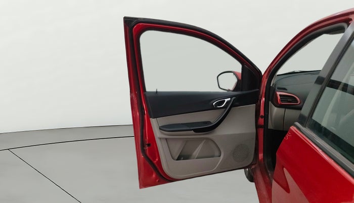 2018 Tata Tiago XZ PETROL, Petrol, Manual, 49,107 km, LHS Front Door