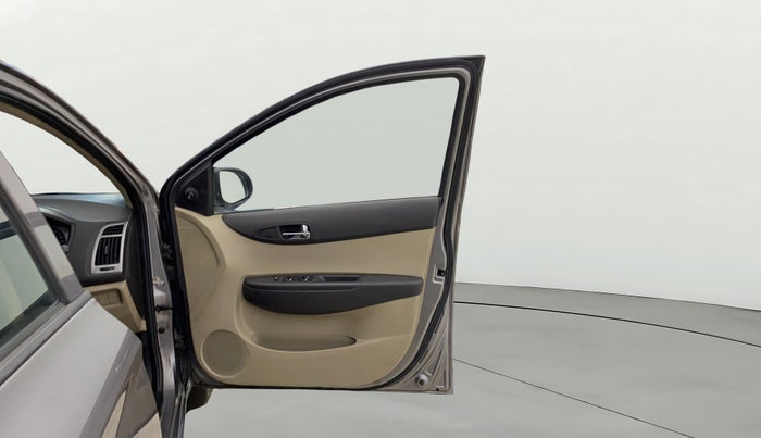 2012 Hyundai i20 MAGNA 1.2, Petrol, Manual, 77,947 km, RHS Front Door