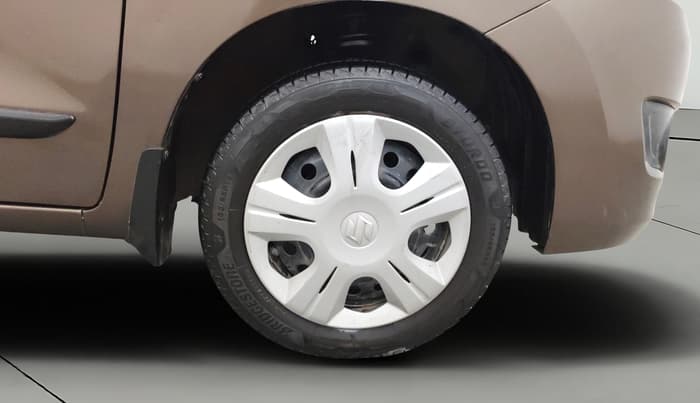 2017 Maruti Wagon R 1.0 VXI, Petrol, Manual, 66,480 km, Right Front Wheel