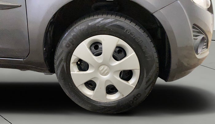 2014 Maruti Ritz VXI, Petrol, Manual, 39,724 km, Right Front Wheel