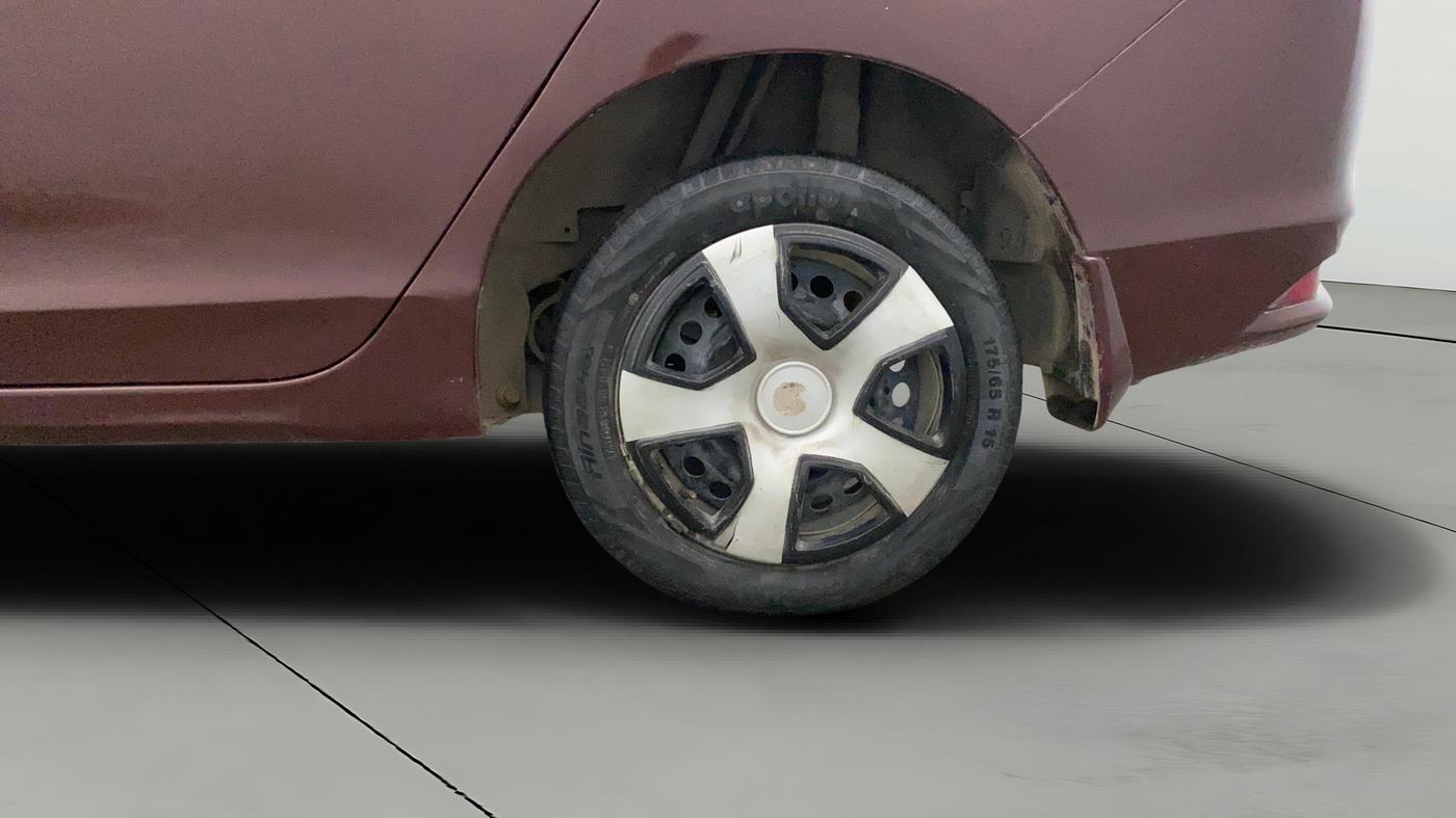 2014 Honda City 1.5L I-DTEC SV, Diesel, Manual, 1,02,292 km, Left Rear Wheel